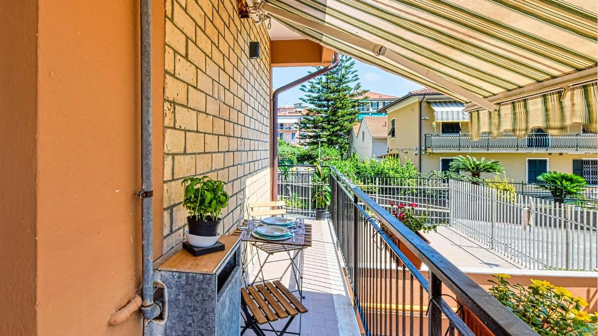 1 Bedroom Beautiful Apartment In Lavagna Italy